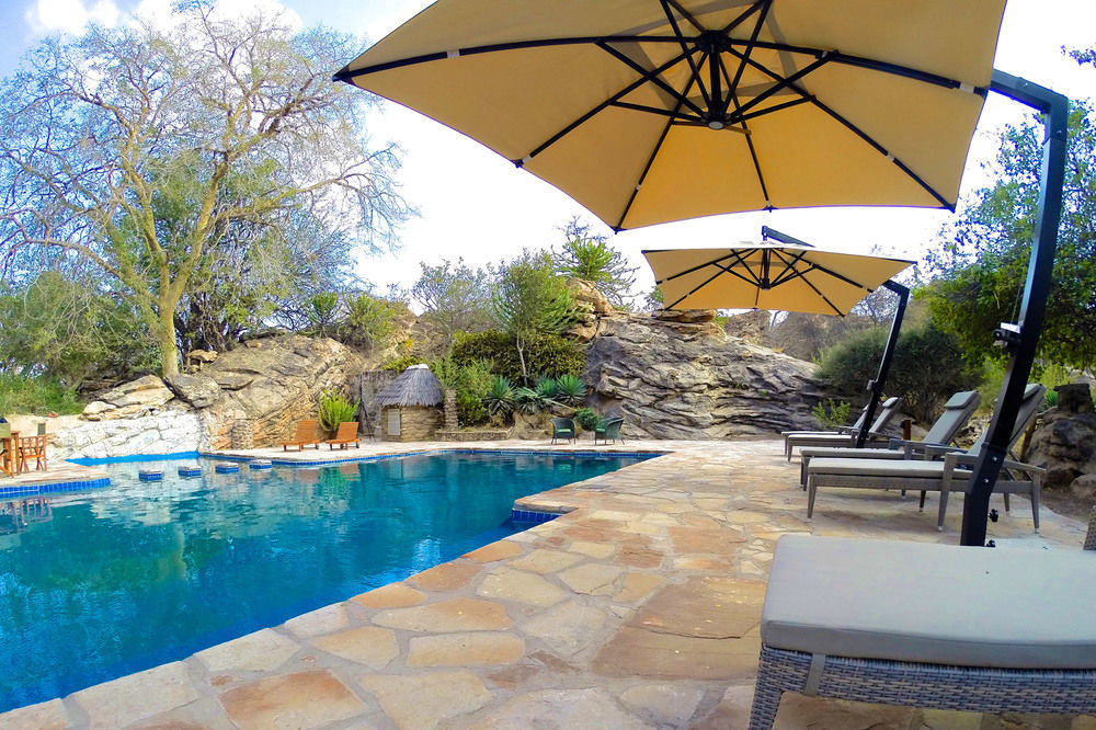 Tuli Safari Lodge Lentswelemoriti エクステリア 写真